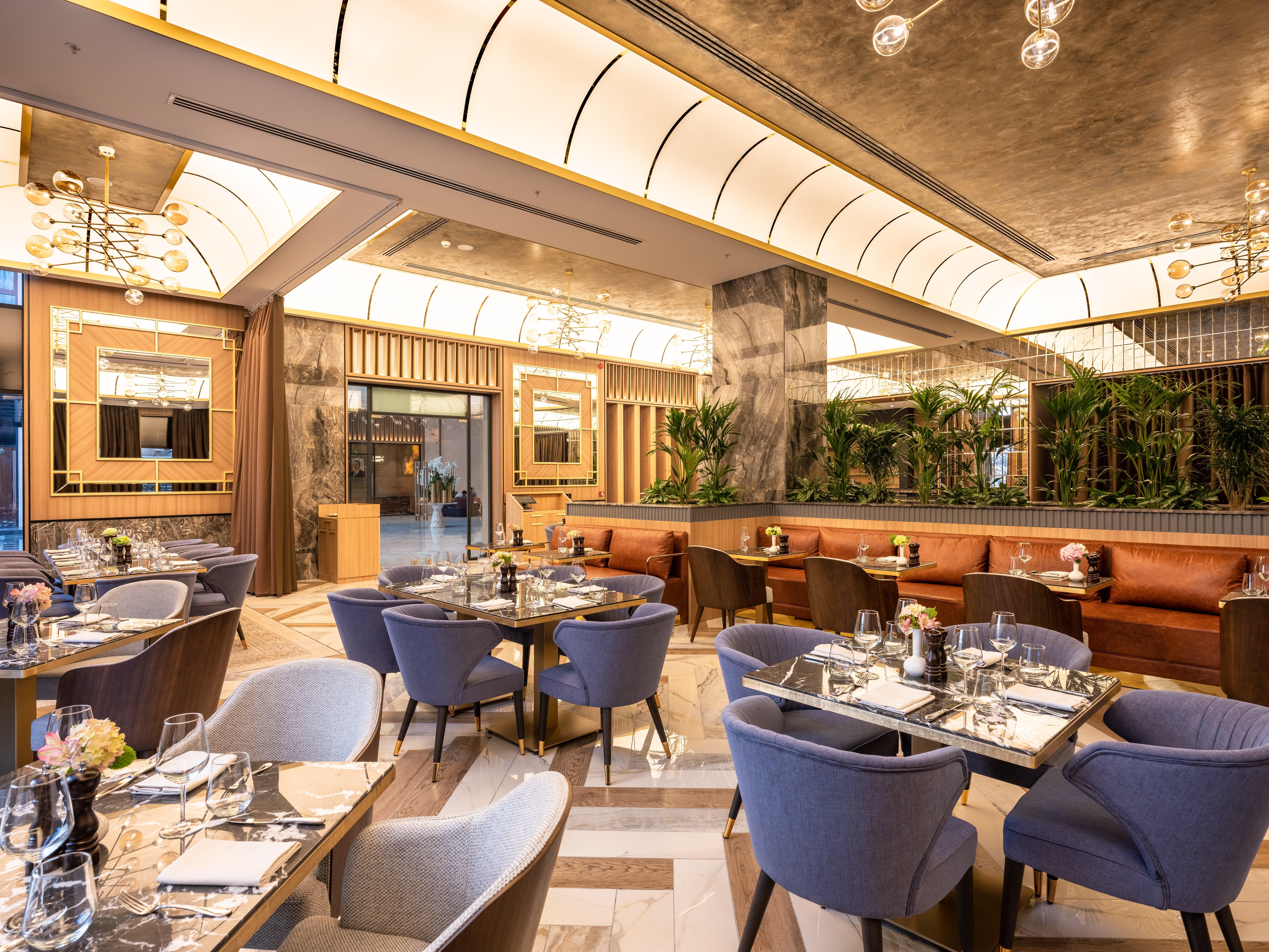 Hotel Intercontinental Baku By Ihg Exteriér fotografie The interior of the restaurant