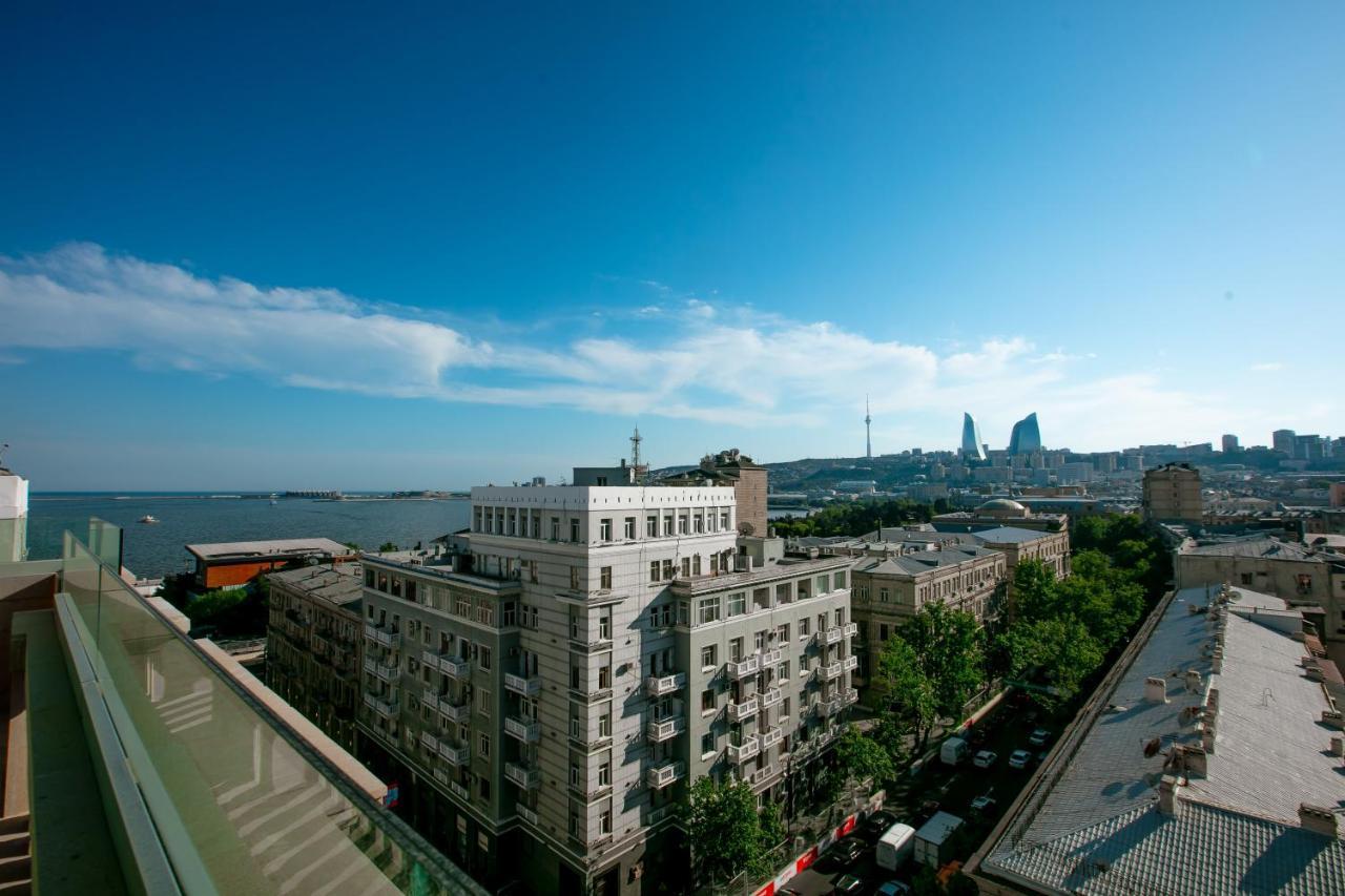 Hotel Intercontinental Baku By Ihg Exteriér fotografie View of the Hudson River from the 10th floor of the building